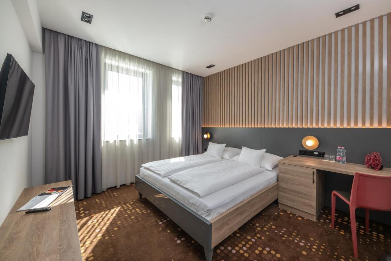 Flow Hotel & Conference Inárcs 外观 照片