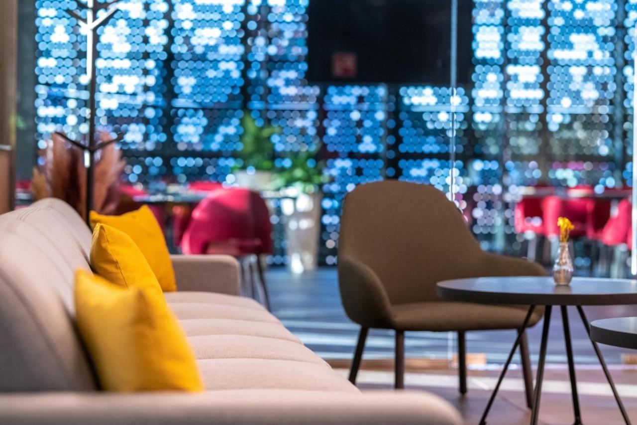 Flow Hotel & Conference Inárcs 外观 照片
