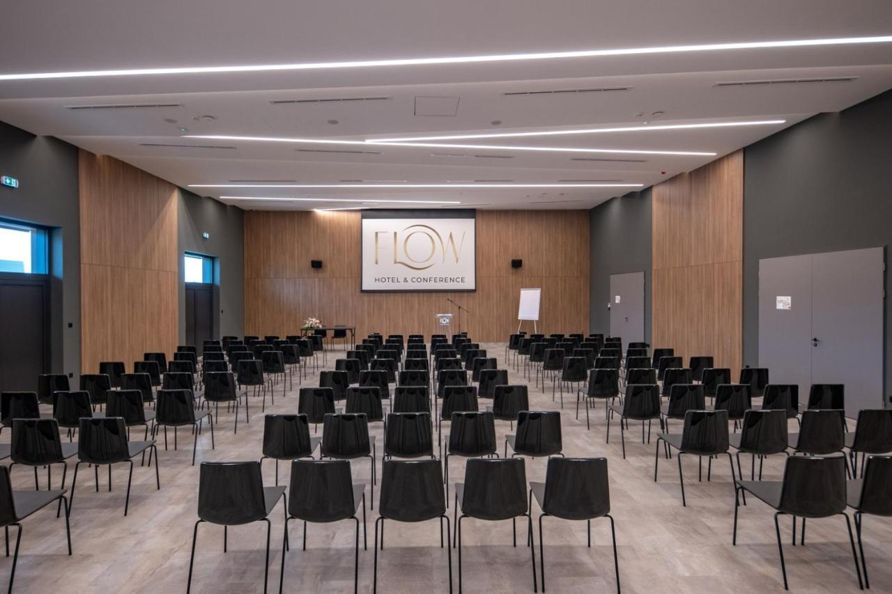 Flow Hotel & Conference Inárcs 外观 照片