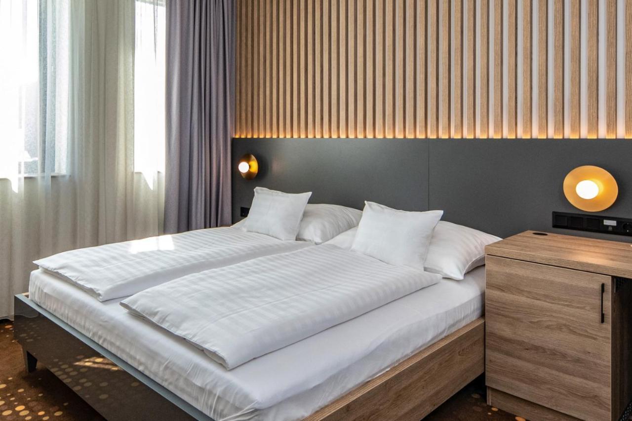 Flow Hotel & Conference Inárcs 外观 照片