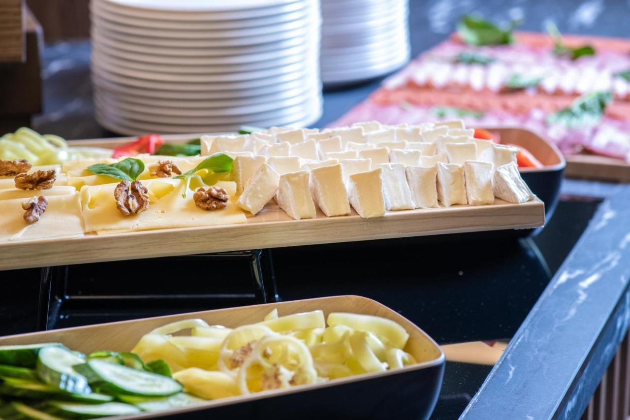 Flow Hotel & Conference Inárcs 外观 照片