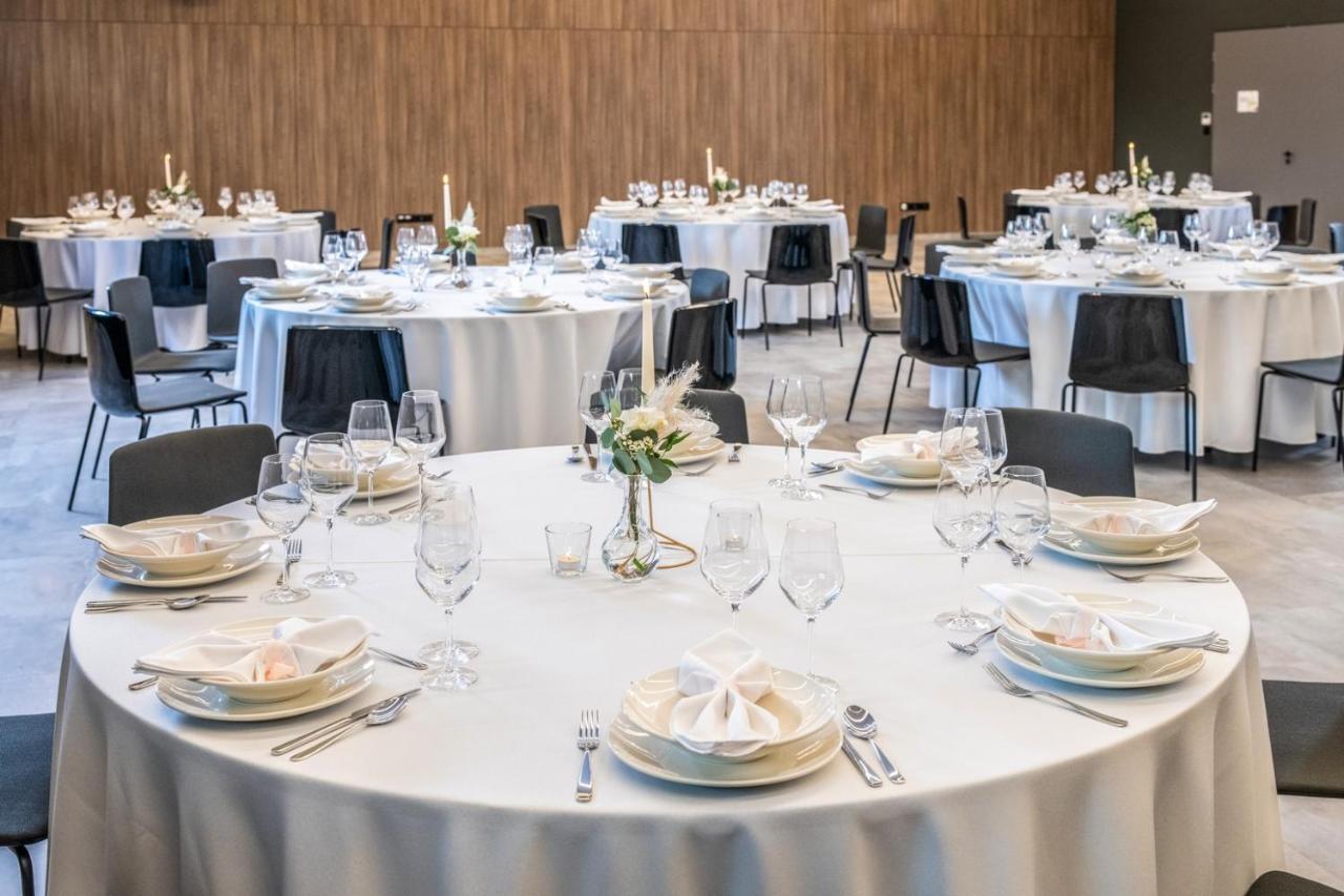 Flow Hotel & Conference Inárcs 外观 照片