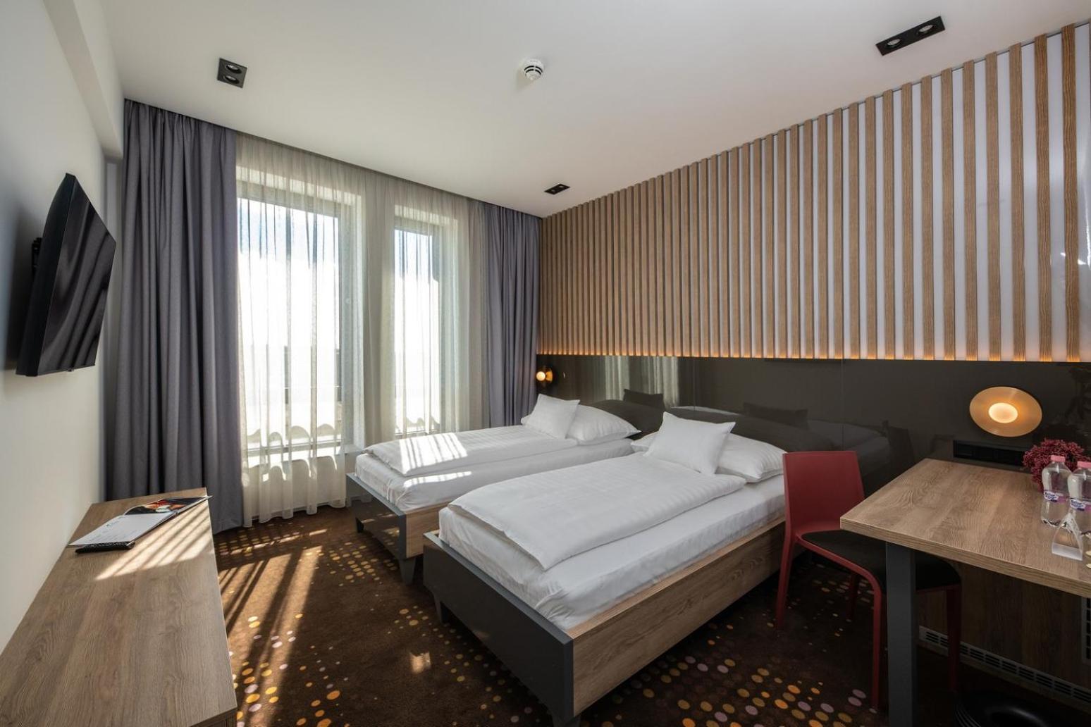 Flow Hotel & Conference Inárcs 外观 照片
